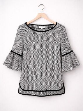 Max Studio Black & White Bell Sleeve Top (166)